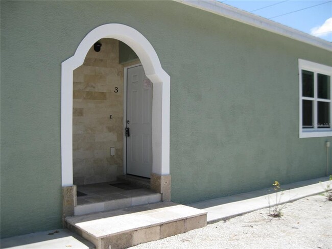 Foto del edificio - 2009 Cocoanut Ave