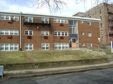 Primary Photo - 133 Watson Ave