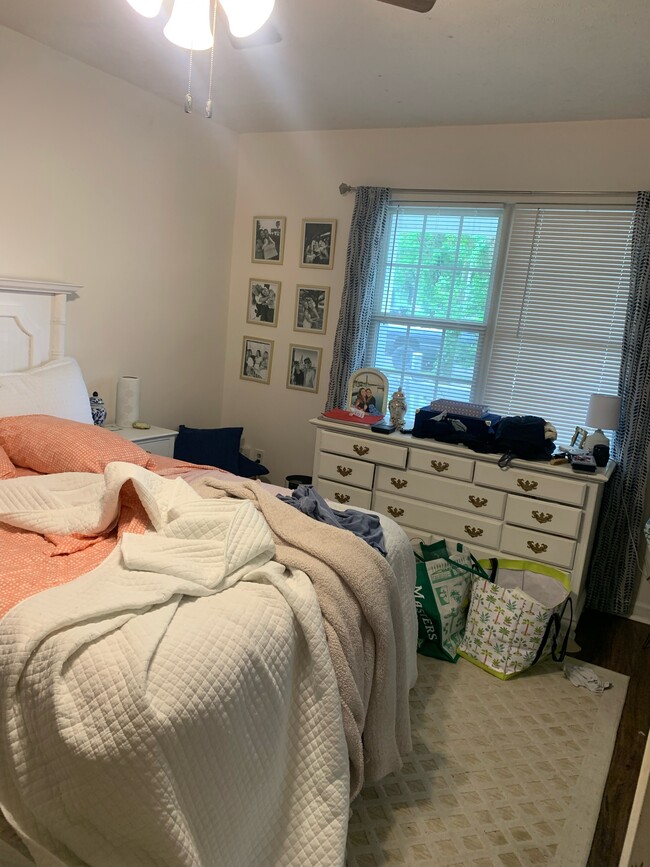 Bedroom - 1044 Page Ave