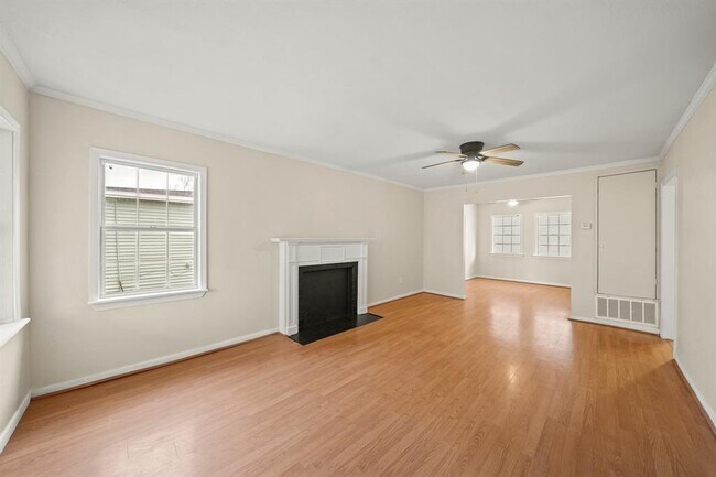 Foto del edificio - 1326 W 6th St