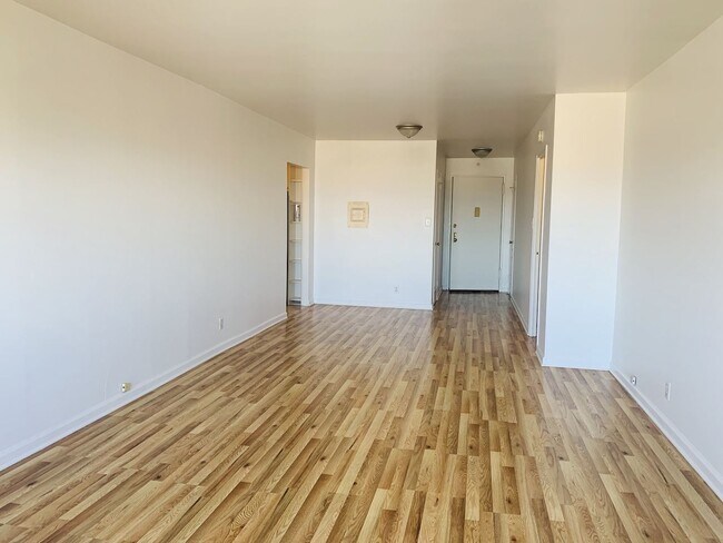 Foto del edificio - 225 St Pauls Ave