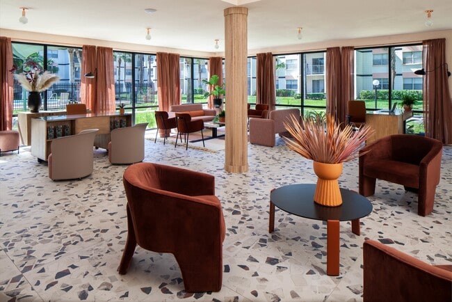 Building Photo - The Lenox Apartments
