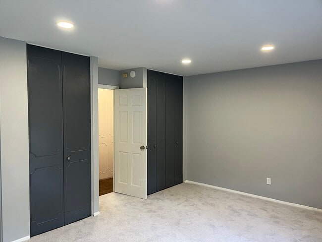 Bedroom - 317 Homeland Southway