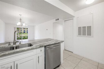 Building Photo - 8244 Key Royal Cir