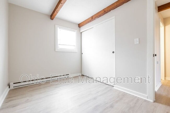 Foto del edificio - 3088 Grasmere Ave