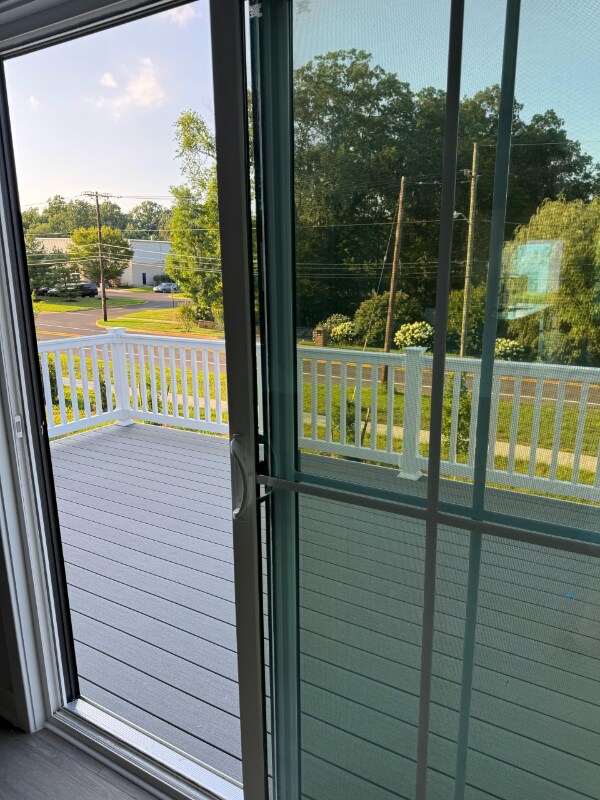 Foto del edificio - 68 Rosemary Wy