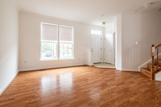 Foto del edificio - 9314 Penrose St