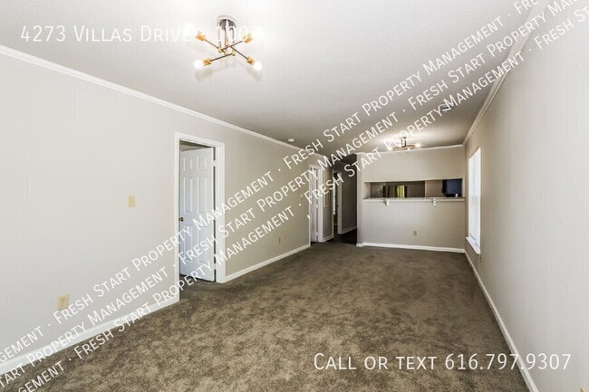 Building Photo - 4273 Villas Dr