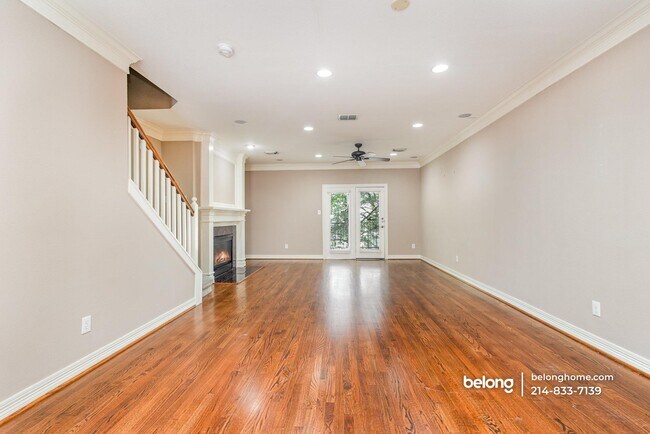 Foto del edificio - 3610 Gillespie St