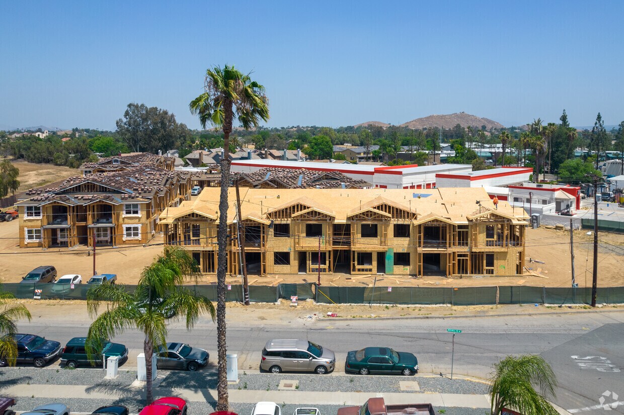 Westbrook Apartments Apartments 4680 Mitchell Ave Riverside, CA