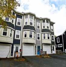 11 Brine St