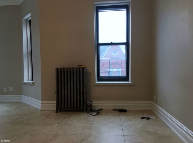 Building Photo - 2 br, 1 bath  - 409 16th St