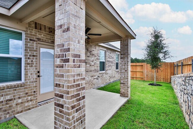 Foto del edificio - 6111 White Spruce Dr
