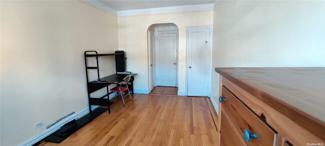 Building Photo - 43-55-55 Kissena Blvd