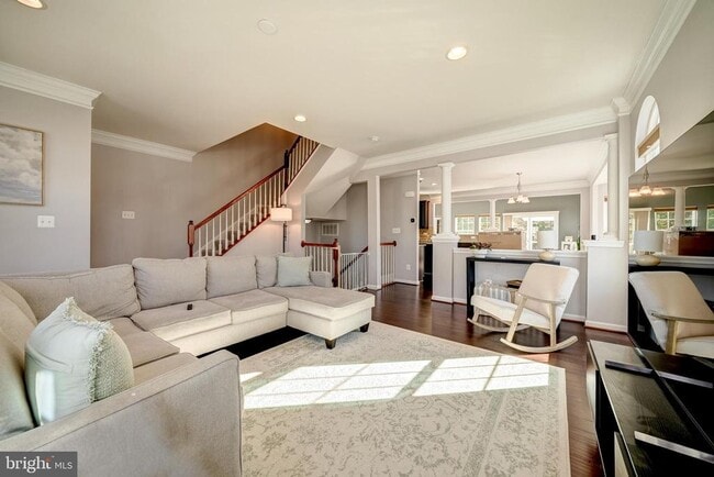 Building Photo - 25850 Clairmont Manor Square