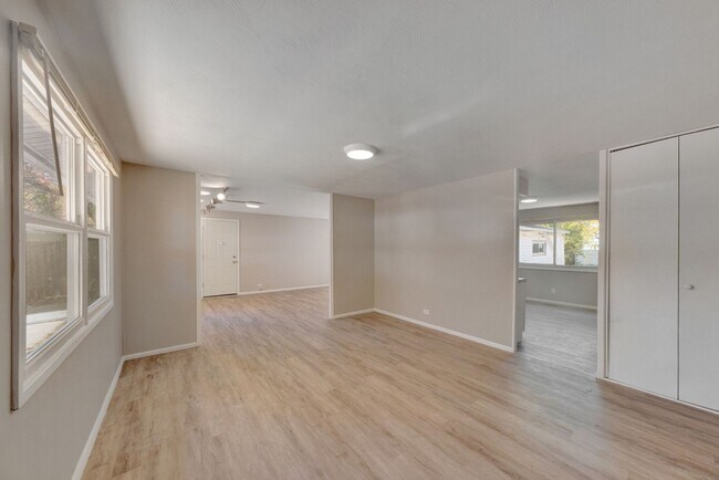 Foto del edificio - 1507 Thornton Dr