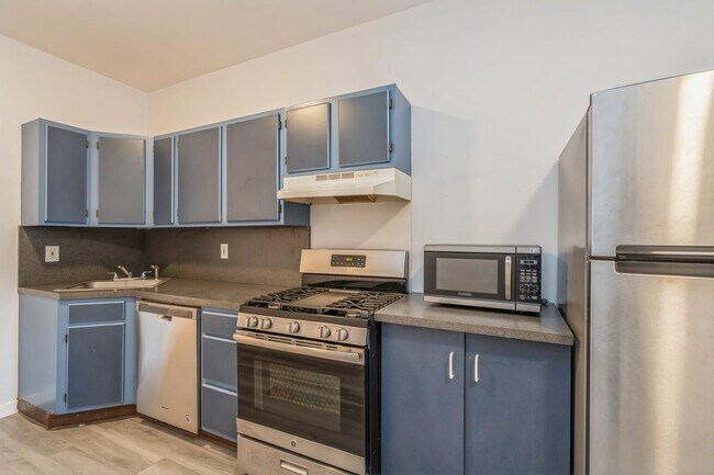 Foto del edificio - 817 Park Ave