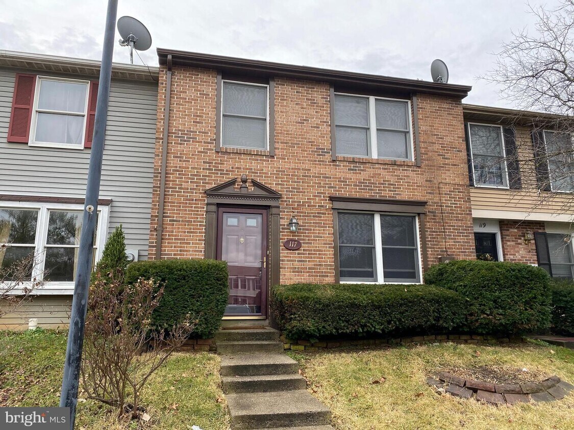 117 Sandalwood Ct, Walkersville, MD 21793 Townhome Rentals in