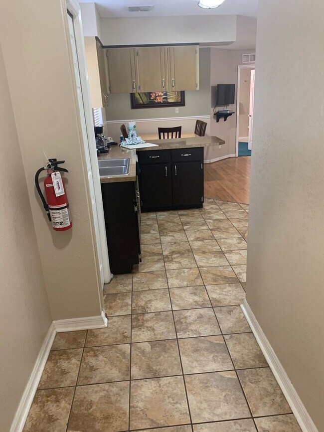 Foto del edificio - 2777 N Poinciana Blvd