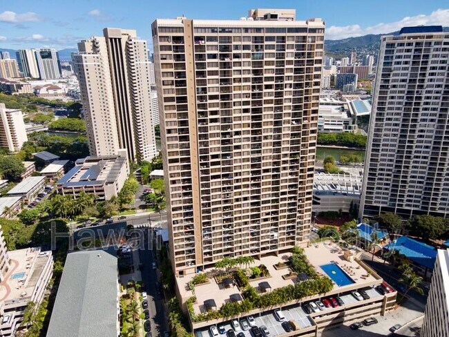 Foto del edificio - 411 Hobron Ln