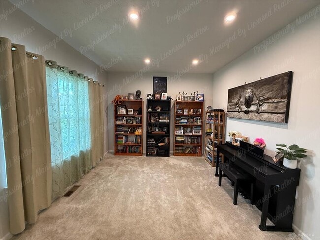 Building Photo - 2418 David Grey Cir