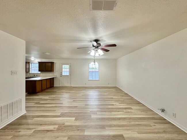 Foto del edificio - 805 Hickory St