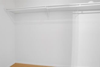 Building Photo - 9610 Buffum St