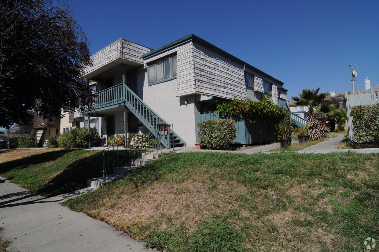 Primary Photo - The Old Sierra Village Apartments