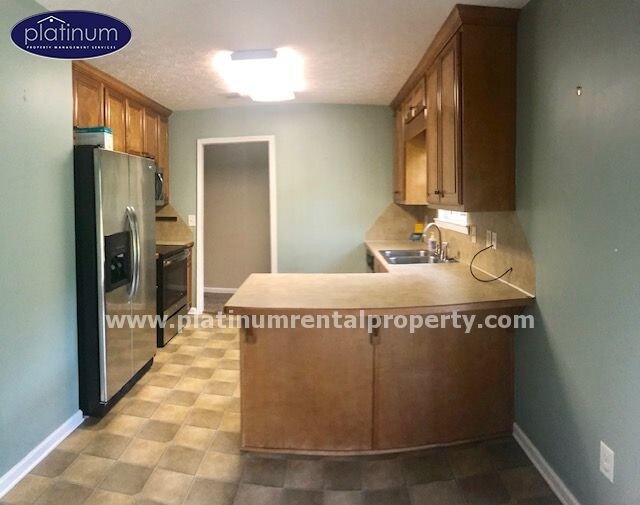 Building Photo - 61 Kinsington Ct