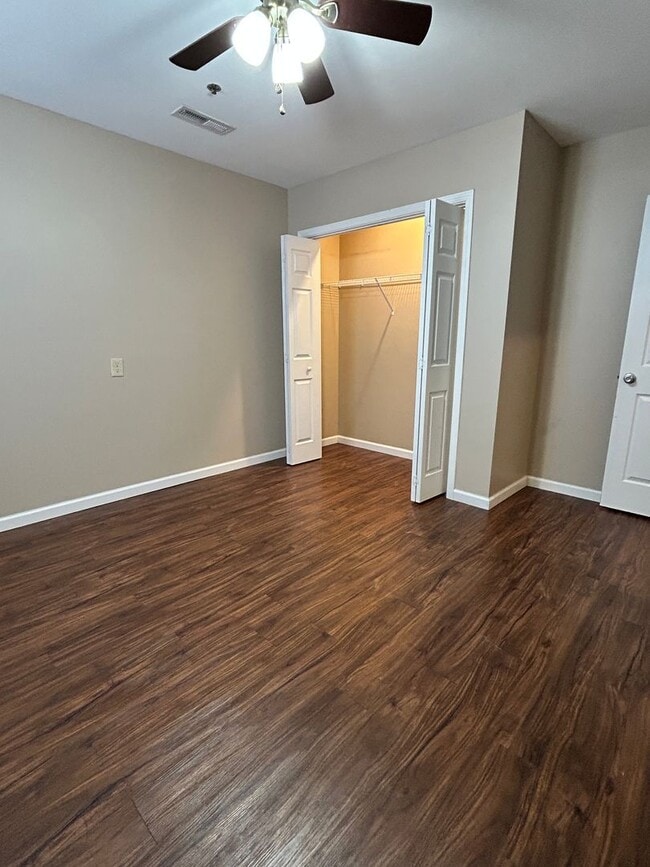 Foto del edificio - Jefferson Commons Apartments