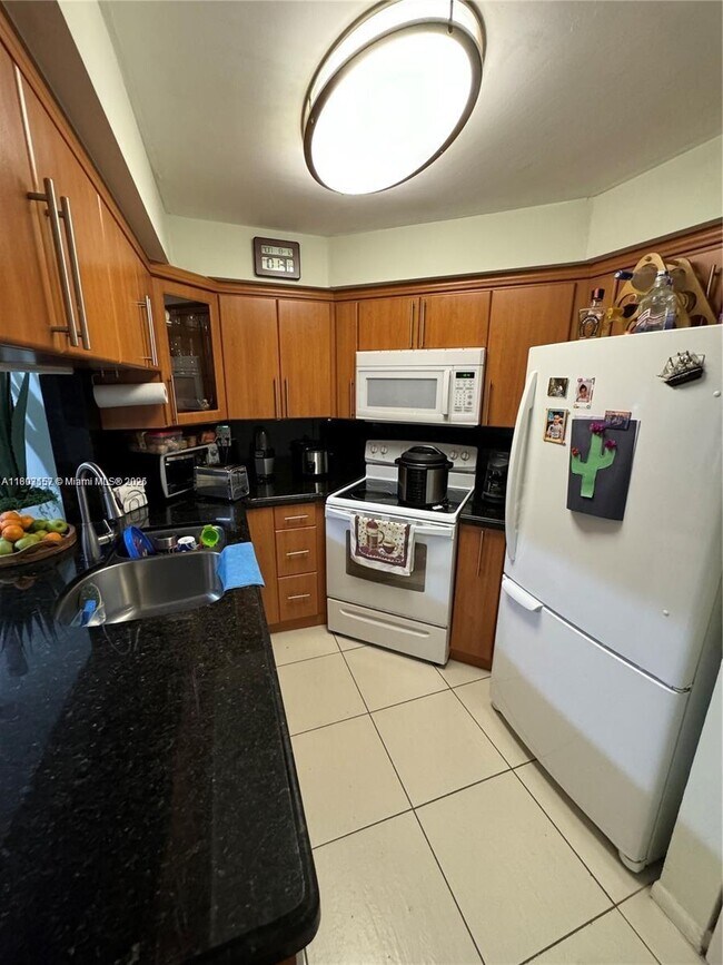 Foto del edificio - 8305 SW 152nd Ave