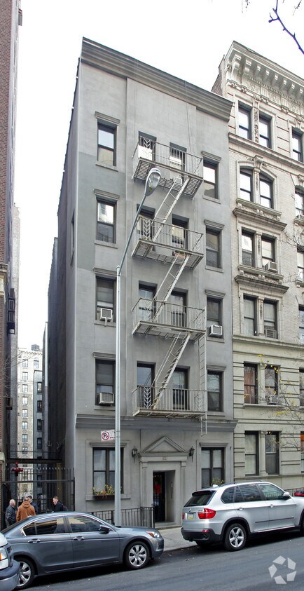 Primary Photo - 62 E 87th St