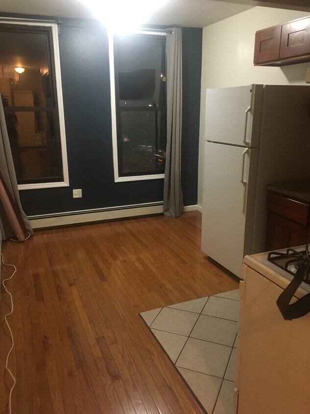 Primary Photo - 548 Lafayette Ave