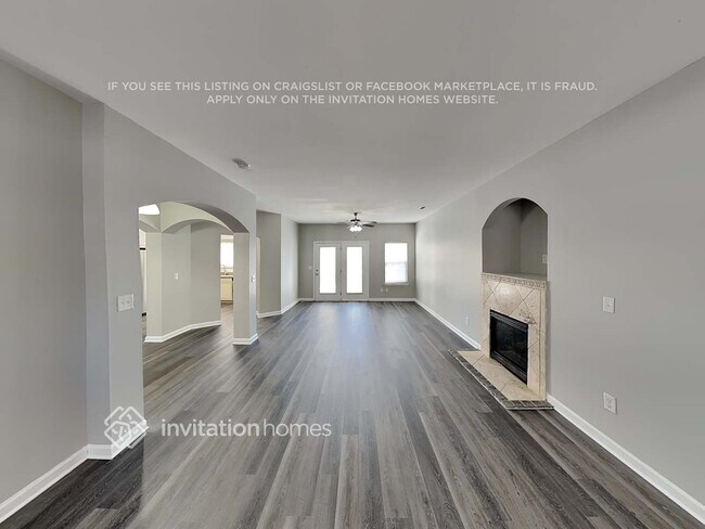 Foto del edificio - 9215 Ducati Ln