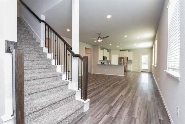 Building Photo - 9205 Inland Leather Ln