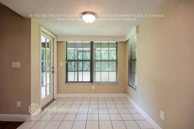 Foto del edificio - 2212 Viscaya Pkwy