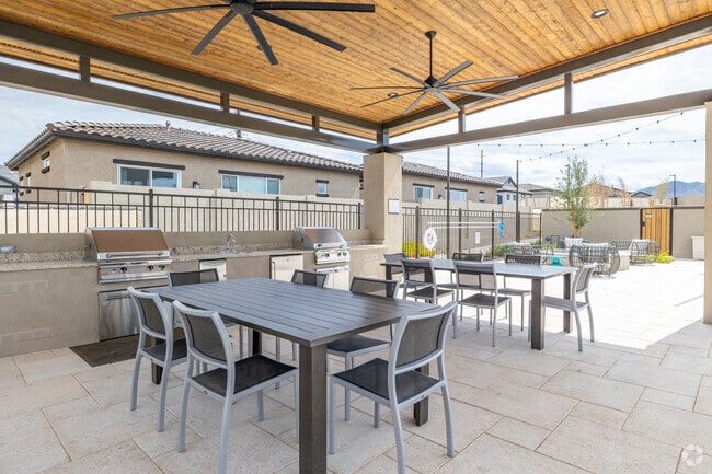 BBQ Grills - Avilla Vista Norte