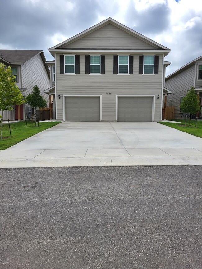 Building Photo - Ready for Move-In