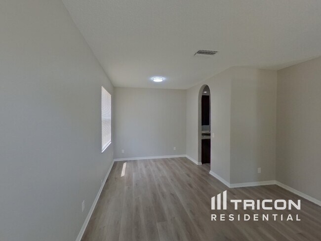 Foto del edificio - 906 Grand Canyon Dr
