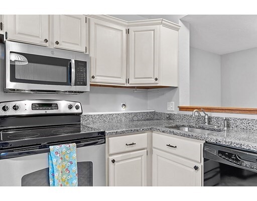 Foto del edificio - 138 Riverview Pl