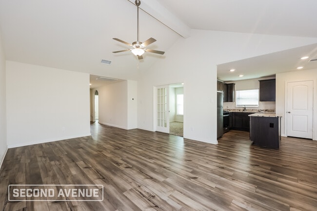 Building Photo - 9712 Sierra Grande Dr