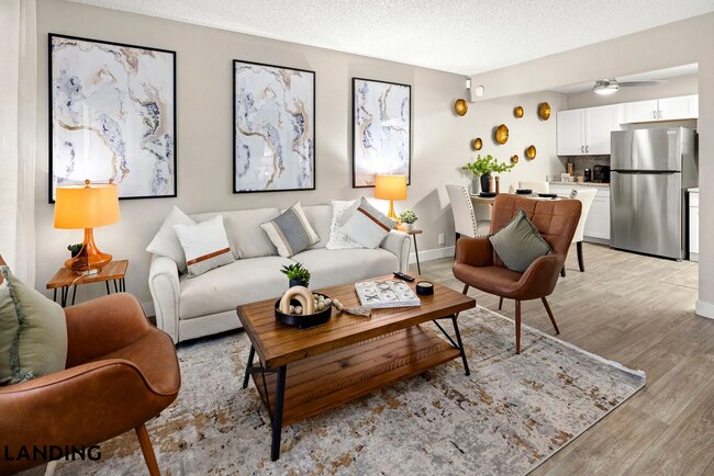 Building Photo - 2301 S Valley View Blvd