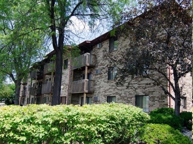 Building Photo - Stoneridge Apartments