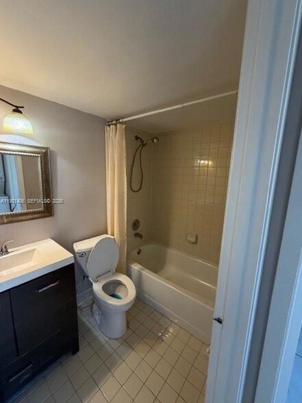 Foto del edificio - 20810 NE 8th Ct