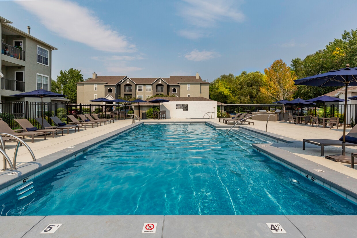 Preston Hollow Apartments in Salt Lake City, UT