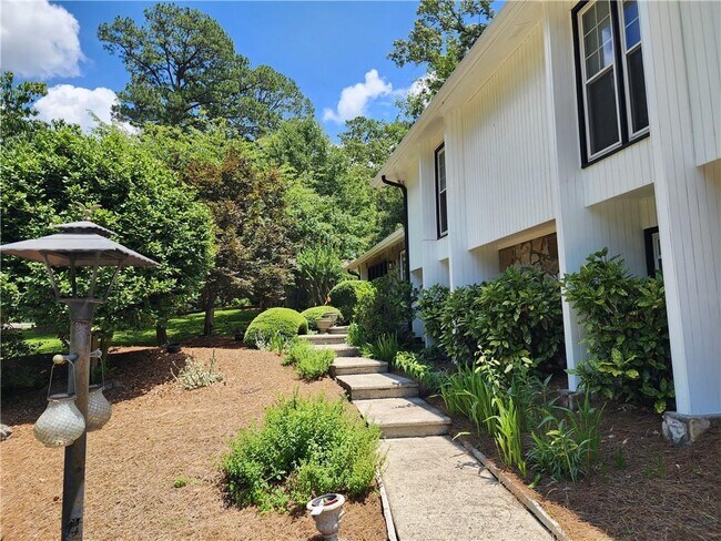 Foto del edificio - 3572 High Green Dr
