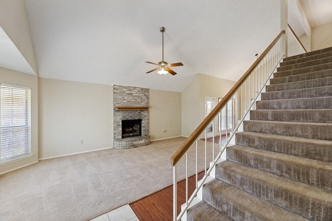 Foto del edificio - Beautiful  2 story home in Keller with Mas...