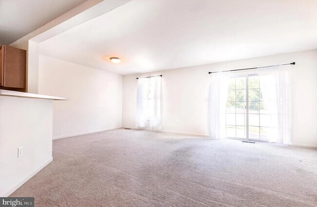 Foto del edificio - 504 W Perry St