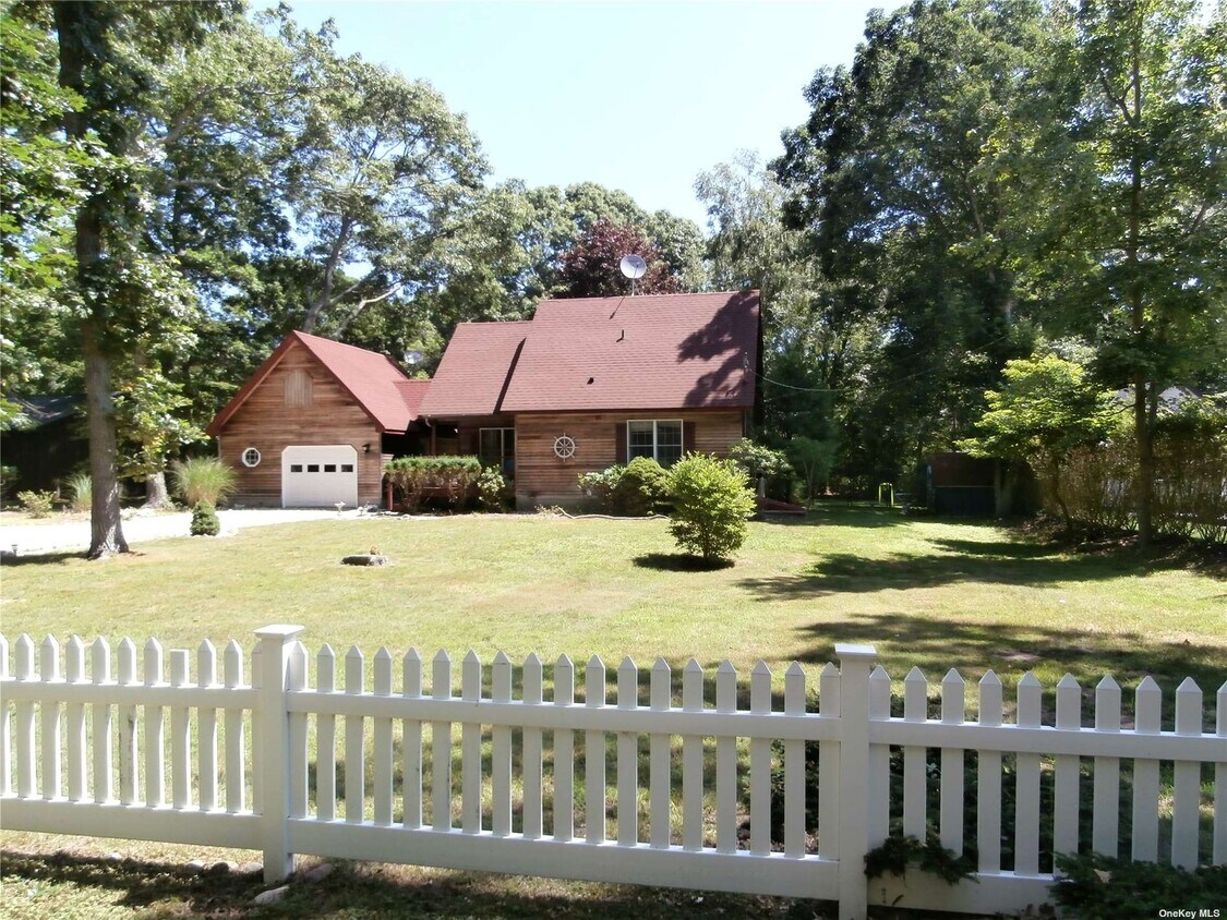 Foto principal - 1770 Stars Rd