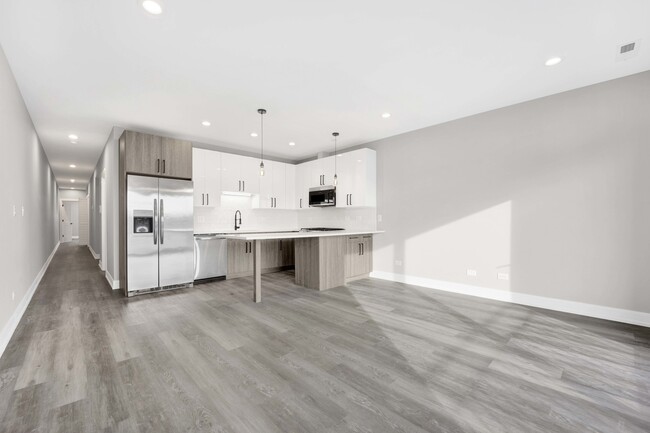 Foto del edificio - 5420 W Belmont Ave